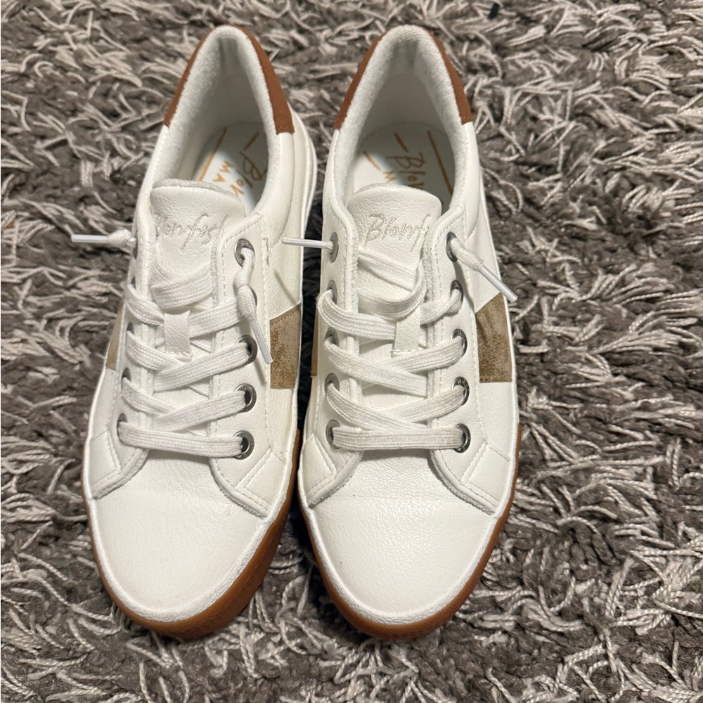 Blowfish White Sneakers - Picture 2 of 2